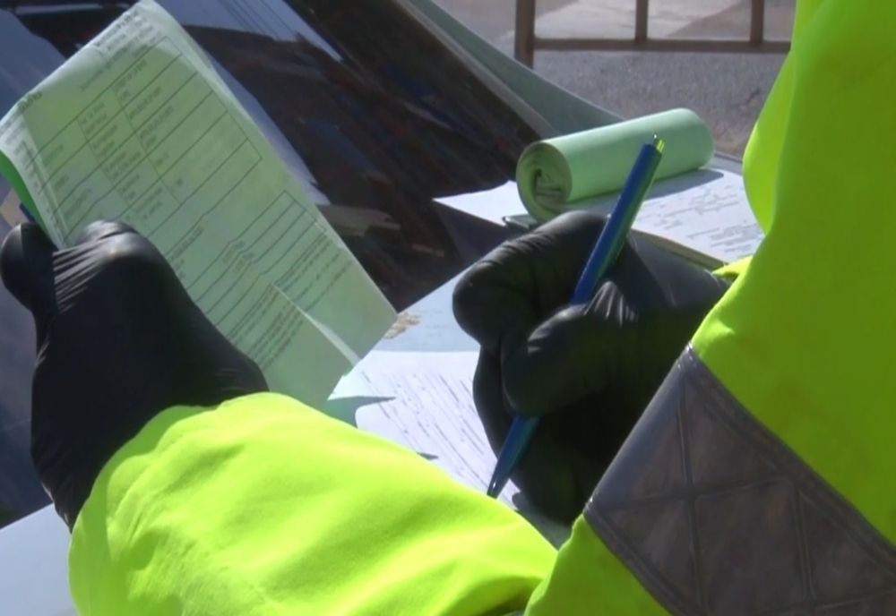 Dâmboviţa: Societate amendată după ce s-a descoperit că vindea produse de protecție a plantelor cu termenul de valabilitate expirat