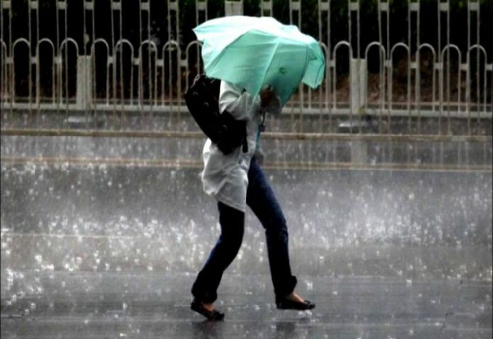 Atenționare meteo în Dâmbovița! Cod galben de ploi torențiale, vijelii și grindină