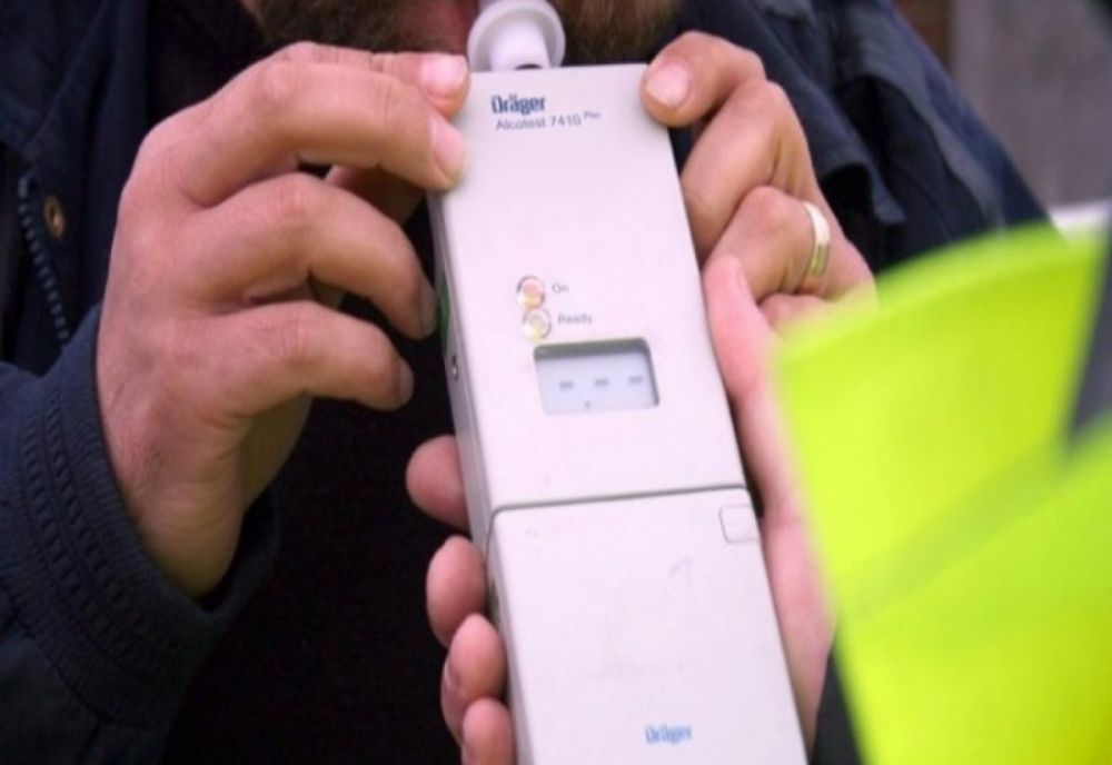 Trei șoferi beți, prinși la volan pe drumurile din Dâmbovița