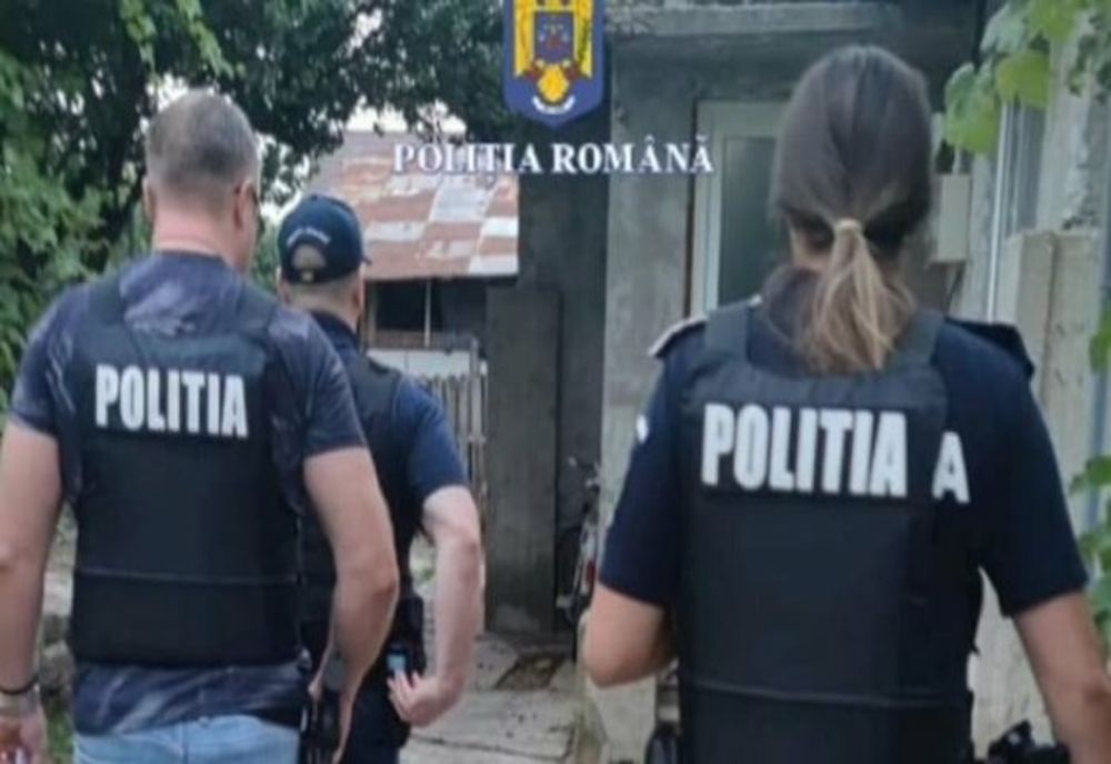 Dâmboviţa. Descinderi ale poliţiştilor specializaţi în investigarea criminalităţii economice