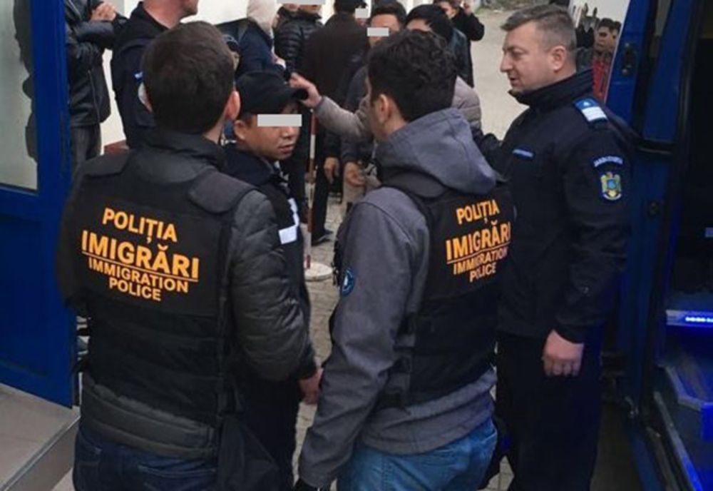 Misiune de îndepărtare sub escortă a poliţiştilor de imigrări din Dâmboviţa
