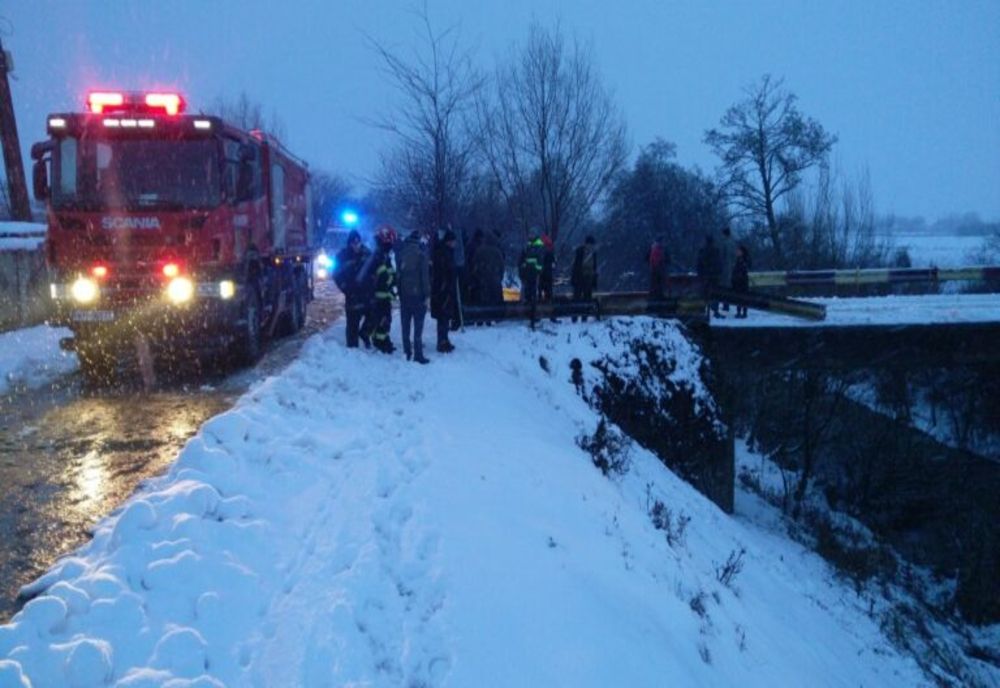 Șoferul care a căzut cu mașina în râul Dâmbovița era beat!