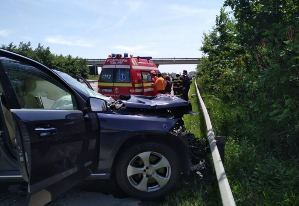 Dâmbovița. Accident teribil pe Autostrada A1, între un TIR și un autoturism! A fost solicitat elicopterul SMURD