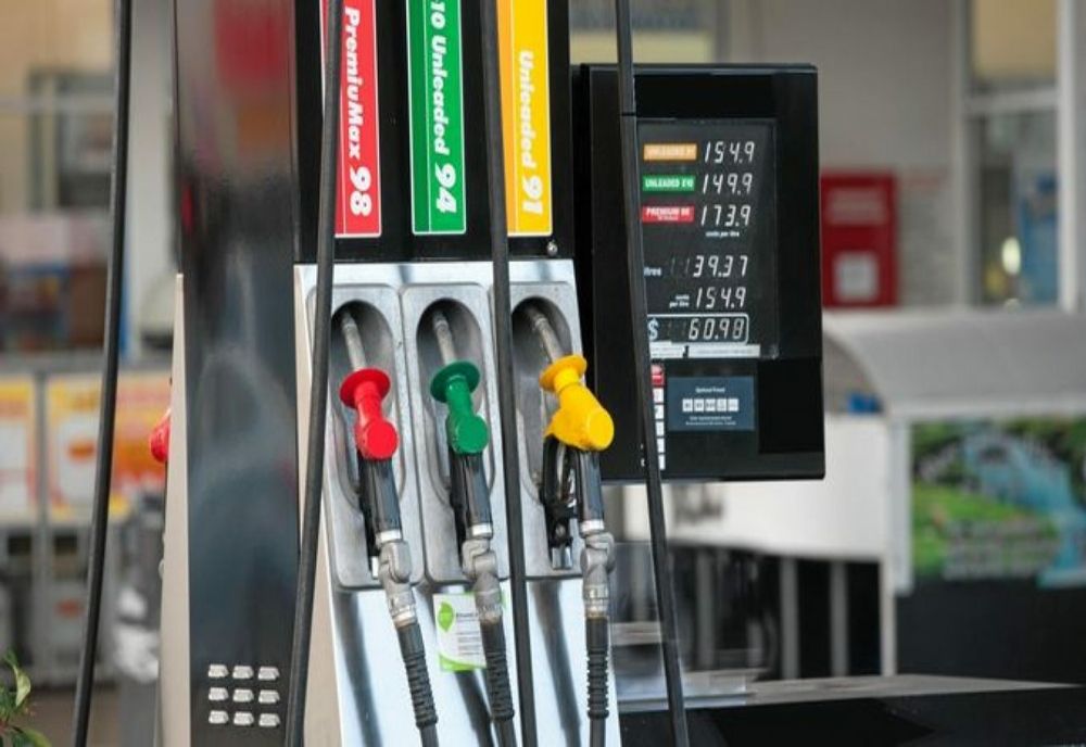 Șoc în stațiile peco. Prețul benzinei a trecut de 7 lei pe litru. Se anunță încă un lanț de scumpiri