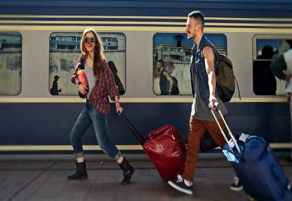 Călătorii gratuite în Europa, timp de o lună, pentru tineri! Care sunt condițiile de înscriere