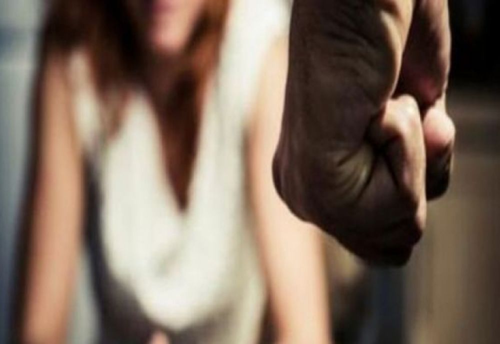 Procurorul General a deschis o anchetă, după ce autoritățile au stat cu mâinile în sân în cazul femeii ucise din Teleorman. Cum se agață Alex Florența de tragedie?