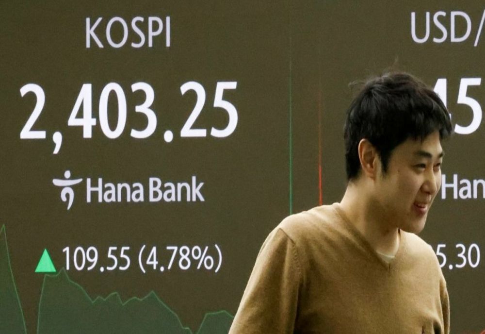 BURSELE ASIATICE, ÎN CREȘTERE DUPĂ RĂGAZUL DE 90 DE ZILE ANUNȚAT DE TRUMP PENTRU TARIFELE SALE VAMALE