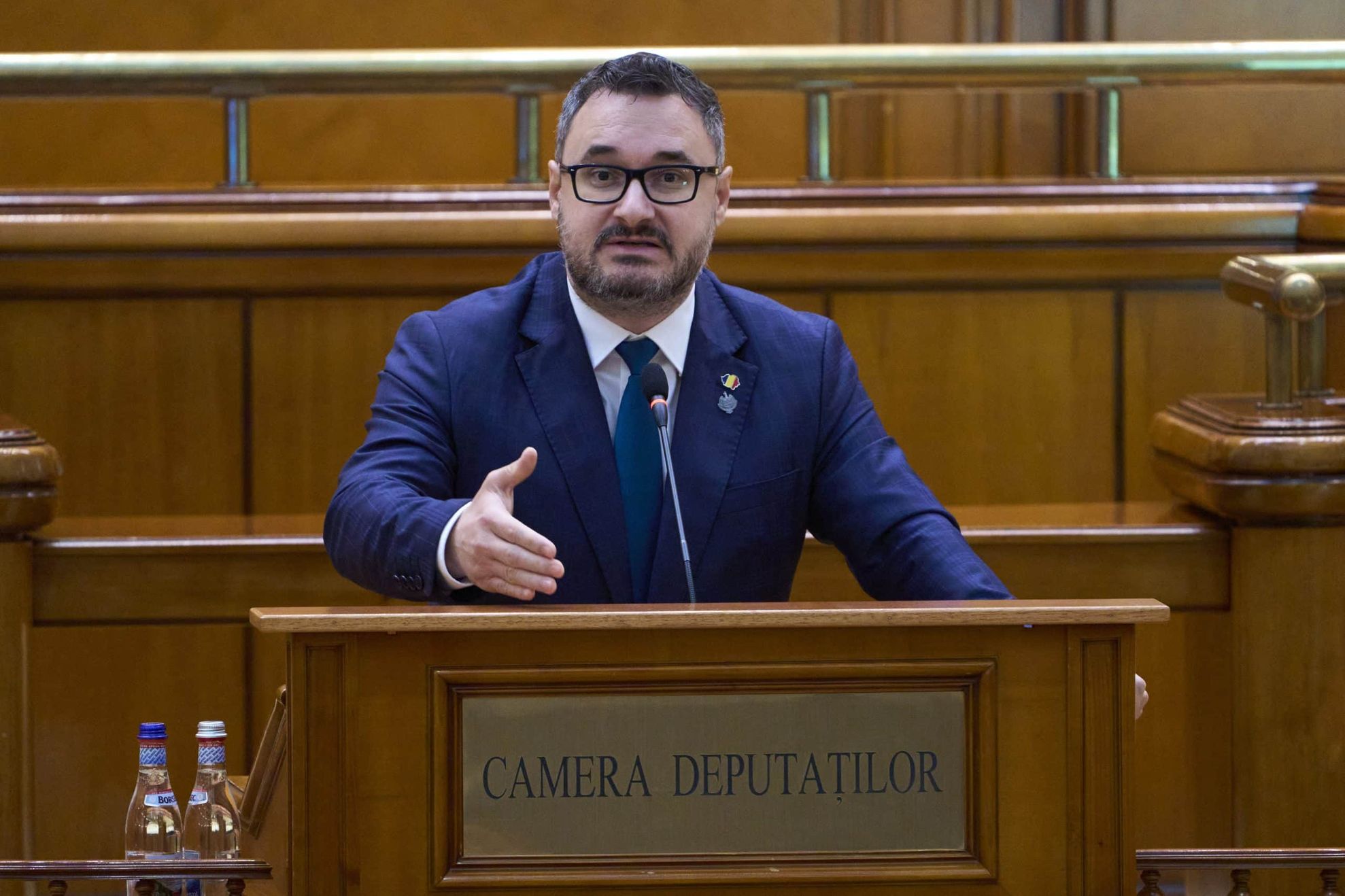 Dan-Tanasa-AUR-scaled