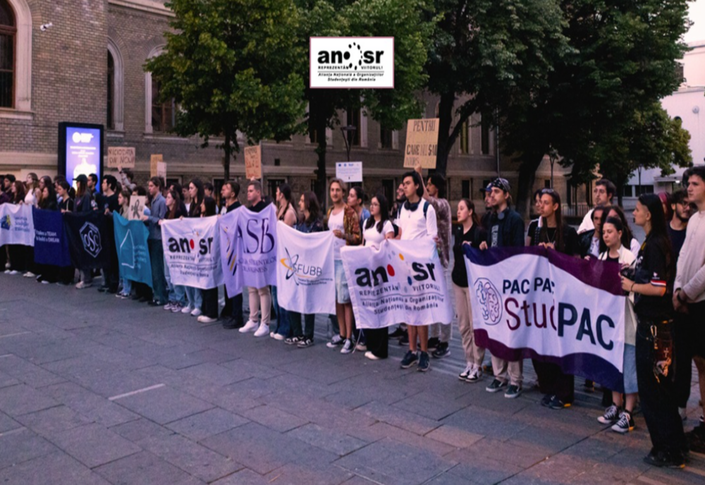 STUDENȚII IES DIN NOU ÎN STRADĂ. PROTEST MASIV JOI ÎN FAȚA GUVERNNULUI 