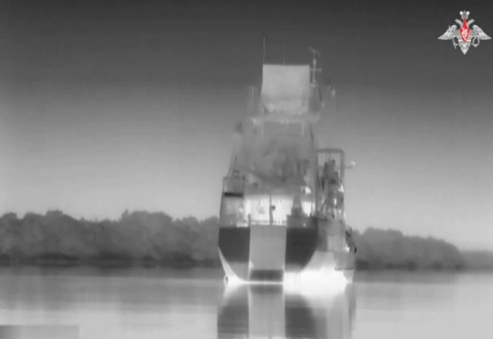 O NAVĂ DE RECUNOAȘTERE A MARINEI UCRAINENE, LOVITĂ DE O DRONĂ RUSEASCĂ ÎN DELTA DUNĂRII