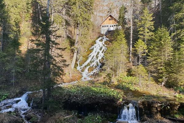 25.000 de oameni din zona de nord a județului Dâmbovița așteaptă, încă, apă de calitate