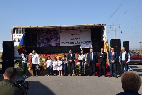 Foto| Capra, animalul, are festival! Prima ediție are loc la Ulmi, în Dâmbovița