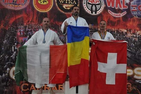 Campion mondial la karate. Târgovișteanul Vasile Lupașc dedică succesul "Centenarului"