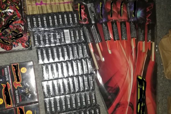 Val de dosare penale, pentru vânzătorii de articole pirotehnice