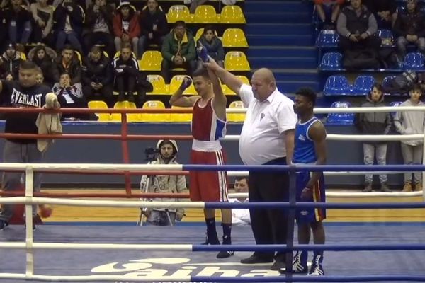 Foto| "Centura Chindiei" la box. Gazdele au luat partea leului