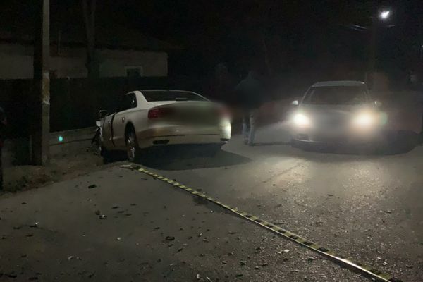 Accident pe DN 72, provocat de un șofer care circula pe contrasens