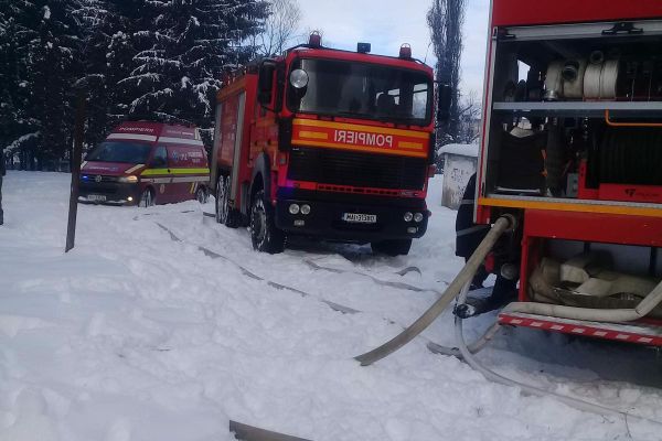 Update-Octogenară accidentată grav de o mașină, pe un bulevard din Târgoviște
