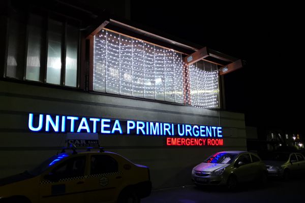 Bebeluș născut prematur, decedat în condiții suspecte în Maternitatea din Târgoviște
