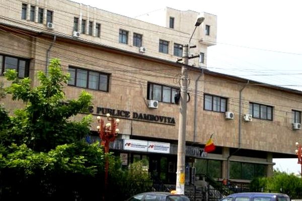 Luare de mită. Funcționar de la ANAF Dâmbovița, trimis la închisoare