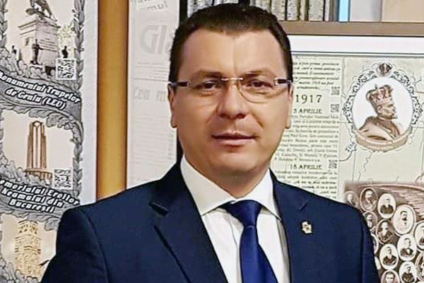 Ionel Petre cere sistarea cursurilor în şcoli, în această săptămână