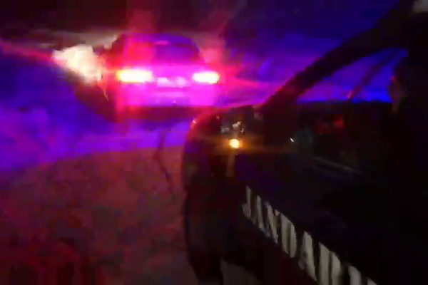 VIDEO Jandarmii montani au salvat două familii cu doi copii din iadul alb din Bucegi