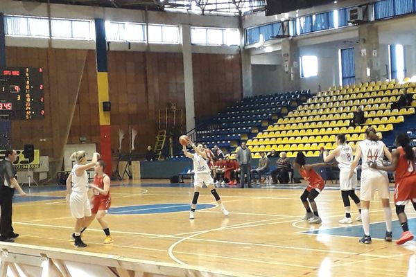 FOTO| Rușinos! CSM Târgoviște înfrângere la 46 de puncte, în Cupa României la baschet feminin