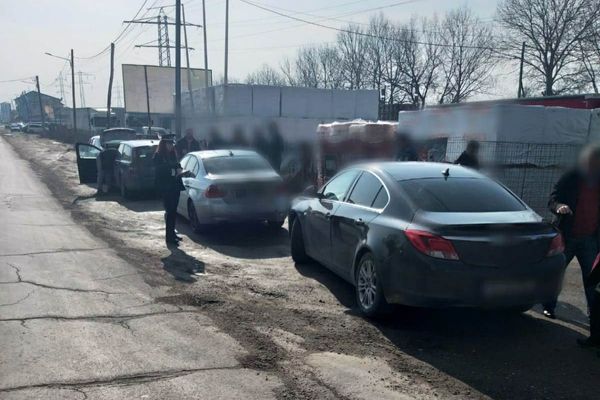 Alcoolul n-a fost o problemă pentru ei când s-au urcat la volan