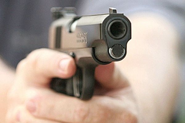 Patru dintr-o lovitură. Dosare penale pentru nerespectarea regimului armelor