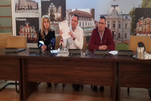 Primăria Târgoviște-38 de autobuze vechi și licitație pentru 28 noi, la preluarea serviciului de transport