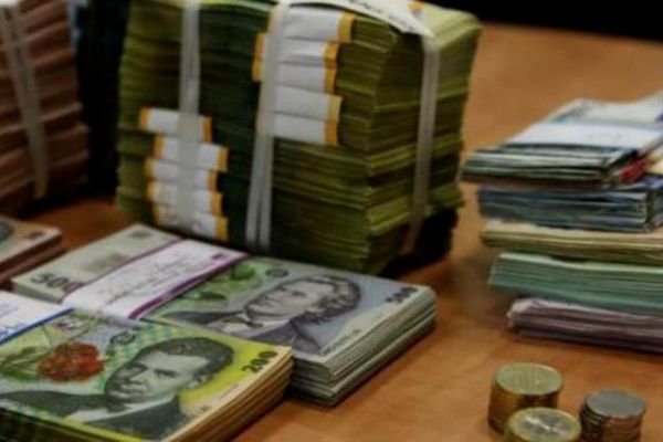 Evaziune fiscală. Mandat de executare a unei pedepse, pus în aplicare de polițiști