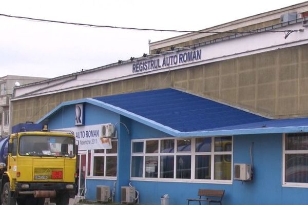 Dosarul „Mită la RAR Dâmbovița”. Patru angajați, trimiși în judecată