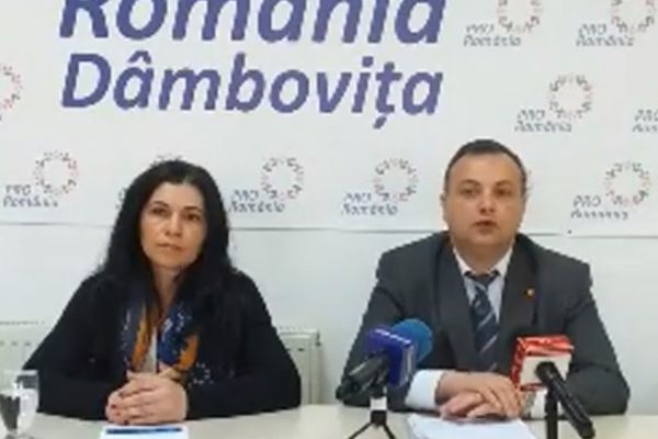 Pro România Dâmbovița visează frumos. Primul loc pe țară, între filiale, la strângerea de semnături