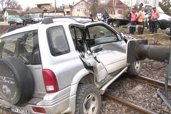VIDEO Accidentul feroviar de la Pucioasa, surprins de camerele de supraveghere