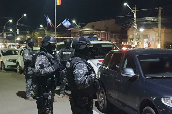 Dâmbovița. Razie cu sute de sancțiuni contravenționale, în weekend