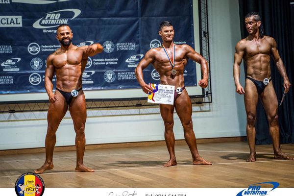 Ce mănâncă un culturist din Găești înainte de marile competiții: 30 de albuşuri şi 12 litri de apă pe zi