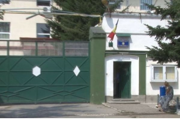 Un buzoian căutat pentru furt a fost descoperit în Dâmbovița. A ajuns direct la penitenciar