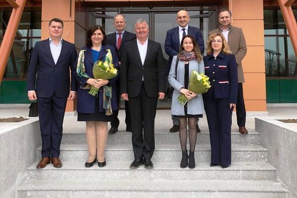 Electrica, vizită în interes de „serviciu” la Universitatea Valahia