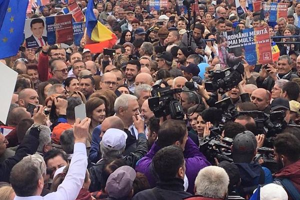 Incertitudine: Mitingul PSD de la Târgoviște a fost amânat. Nici protestatarii nu mai știu ce să facă