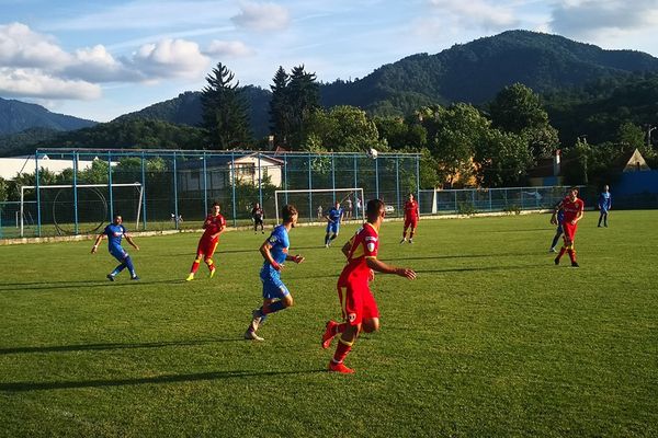 FOTO| Chindia și Petrolul, egal de vacanță la Brașov