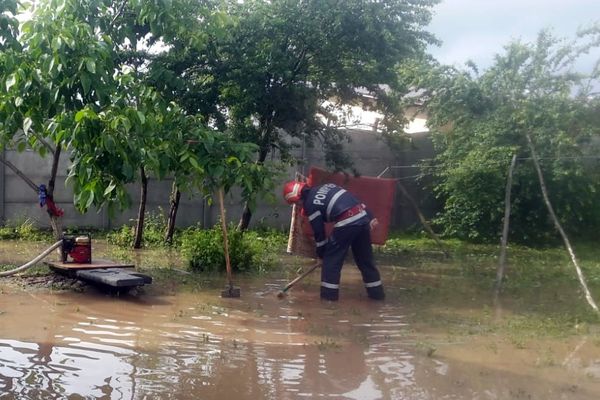 Cod Portocaliu de inundații pe râurile din bazinele hidrografice din Dâmbovița