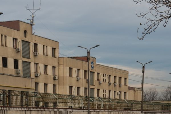 Condamnat pentru tentativă de omor, un bărbat din Buciumeni a fost "săltat"și depus la penitenciarul Rahova, de polițiști