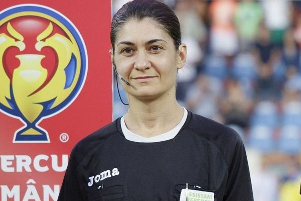 Arbitra Petruţa Iugulescu, inclusă de FIFA în lista celor 48 de asistenţi care vor arbitra la Mondialul din Franţa