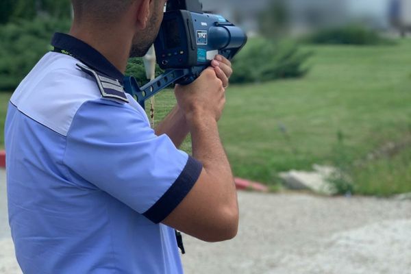 Excesul de viteză, sancționat de polițiști