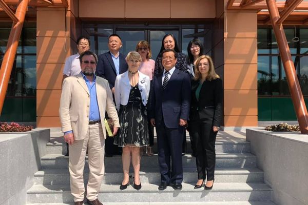 Oaspeți din China, la Universitatea Valahia din Târgoviște