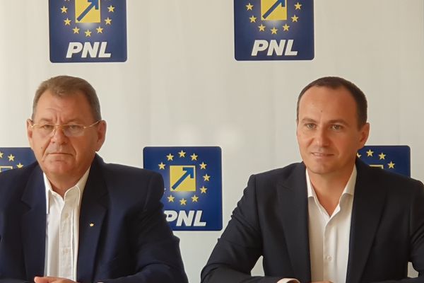 Video| Lider PNL Târgoviște "Viorica Dăncilă, o femeie din popor, muncitoare și cinstită. Ca un tractor."