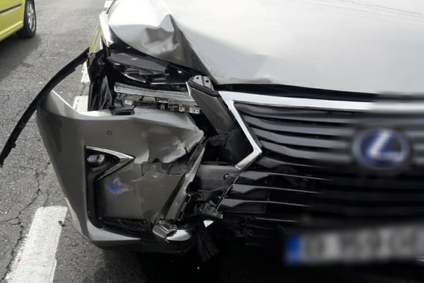 Accident la Conțești. Două mașini au fost avariate serios