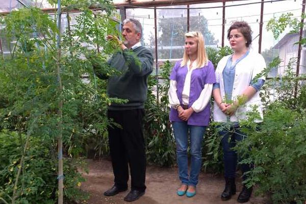 Poliţiştii din Dâmbovița, alături de elevi, la începutul noului an şcolar