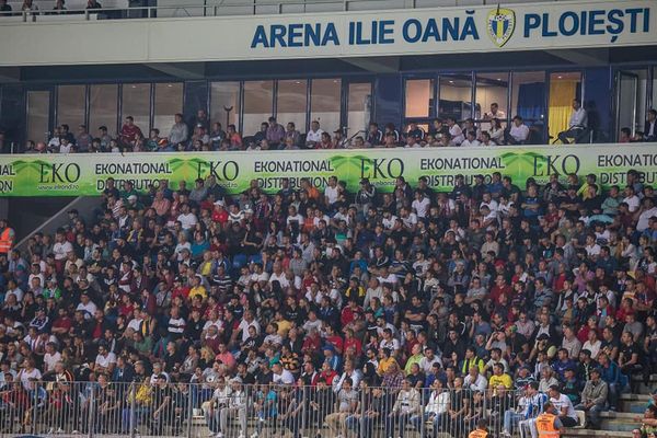 Chindia e pe podium...la suporteri