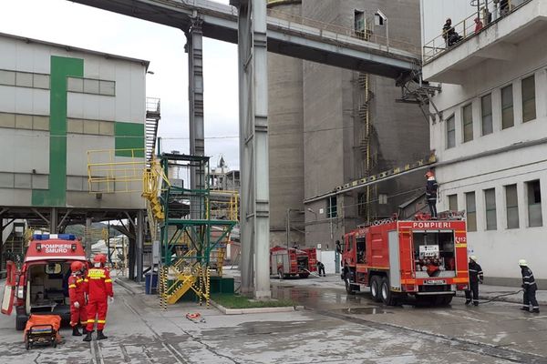 Exercițiu ISU, la fabrica de ciment de la Fieni