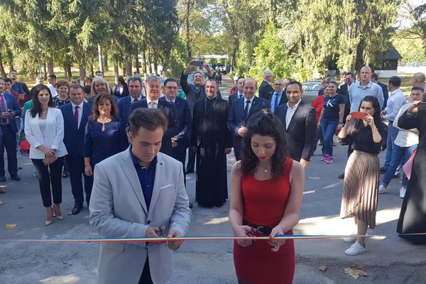 Peste 2.100 de noi studenți, în cadrul Universității Valahia din Târgoviște